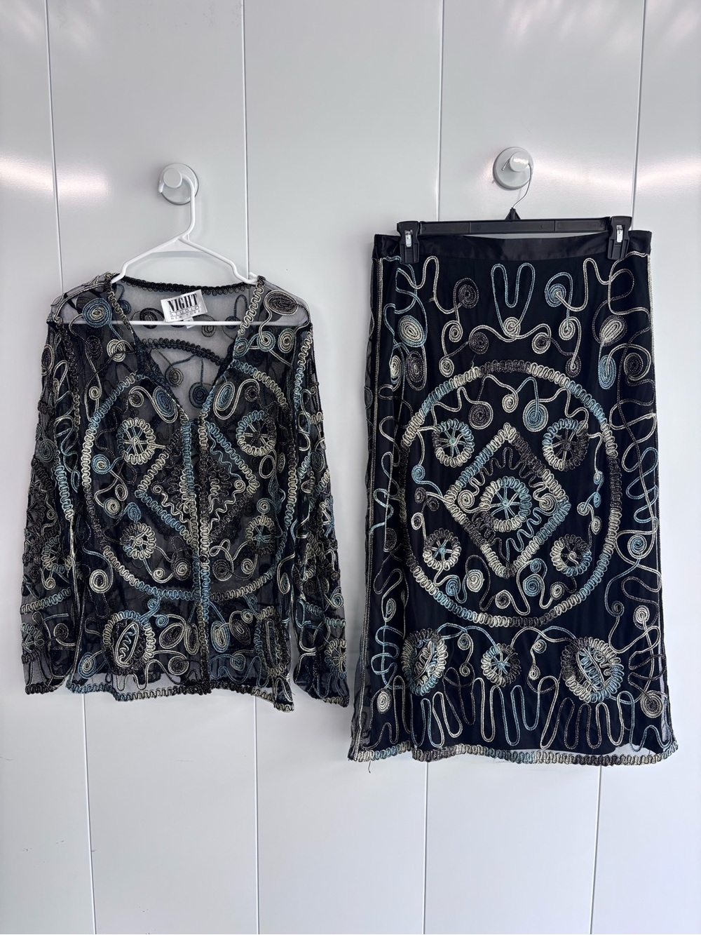 Night Studio New York 2pc Mesh Embroidered Sequined Top Skirt Set M Black